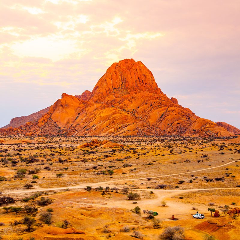 Safaris-Okavango-namibie-damaraland-grid-3