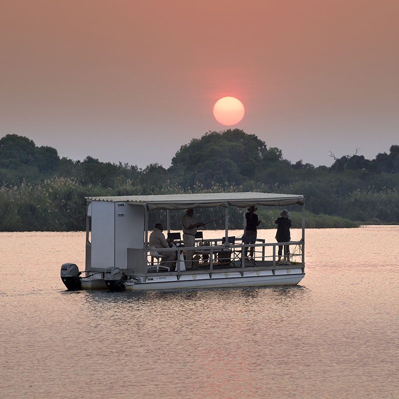 Safaris-Okavango-zimbabwe-chutes-victoria-grid-2